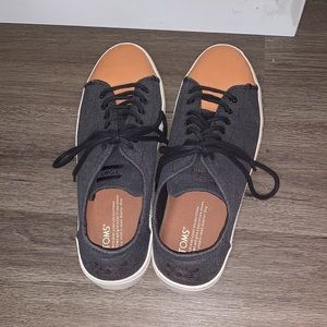 Toms Sneakers Shoes Dark Grey & Tan. Size 10.5 Men’s. New! Canvas & Leather